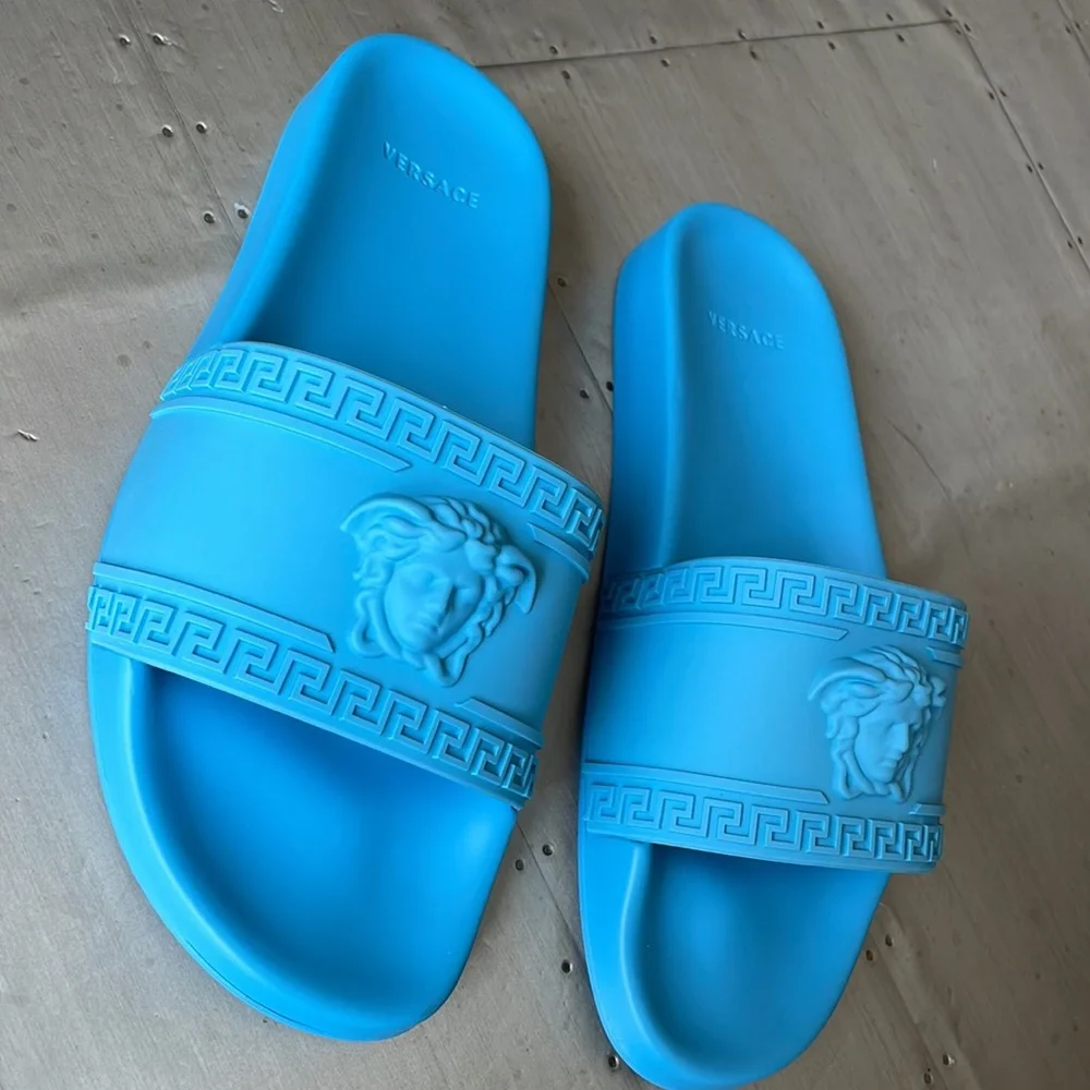 Versace mens sky blue rubber pvc Medusa slides sandals flats sz 42